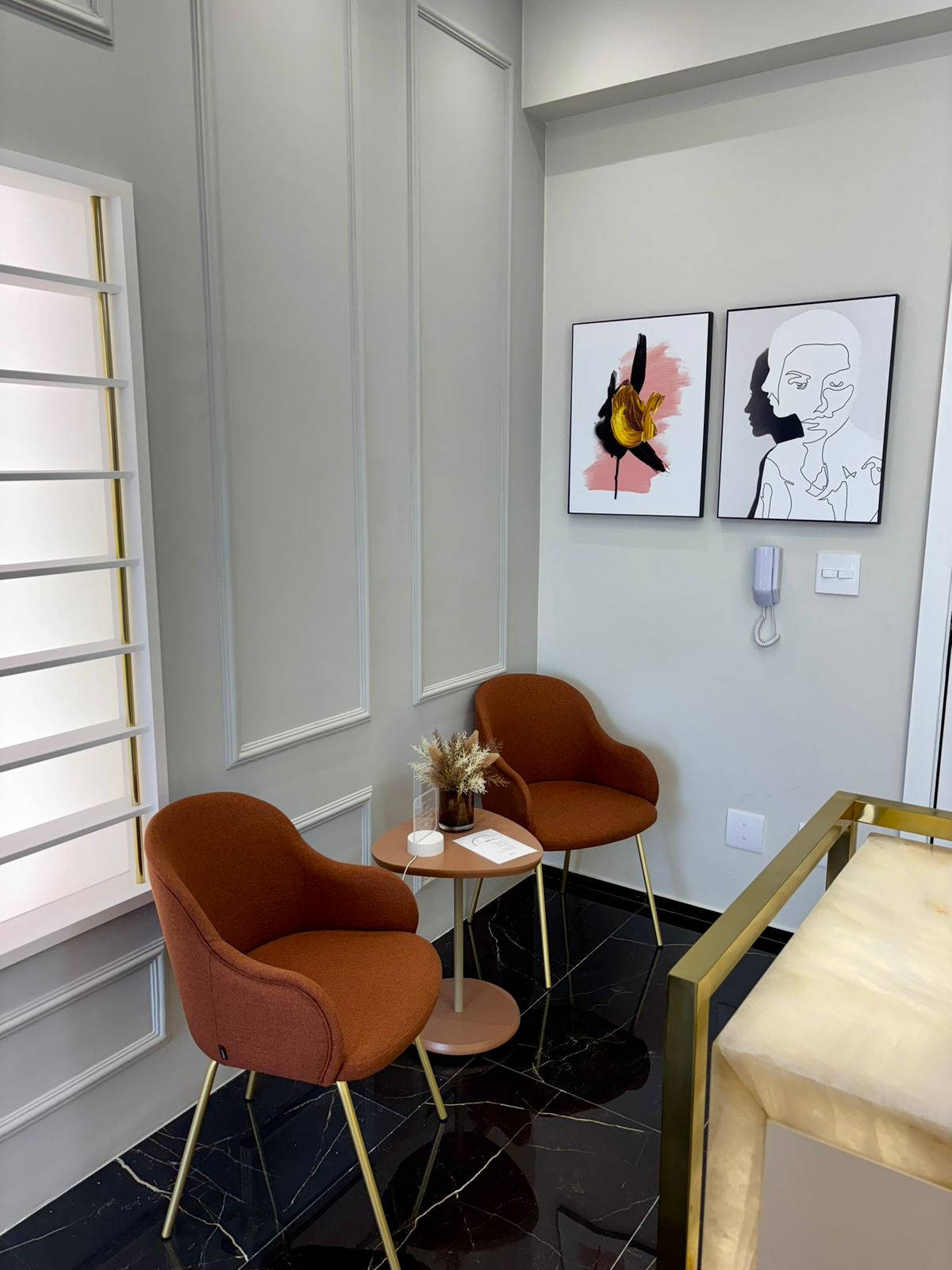 Sala de espera da Clínica Beaunique